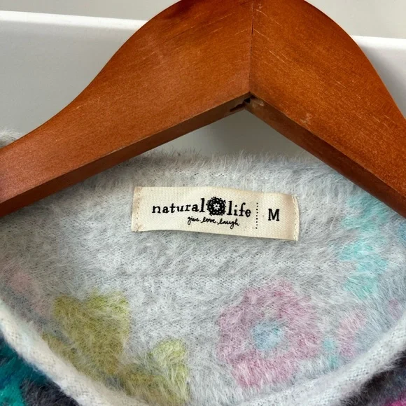 NATURAL LIFE cashmere-like fuzzy colorful floral pullover sweater size medium - Picture 5 of 8